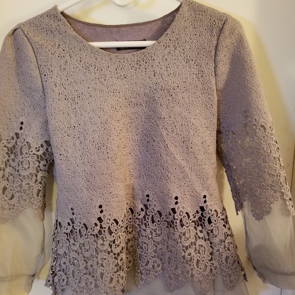 Tops - 👚TRADE FOR ERICA👚